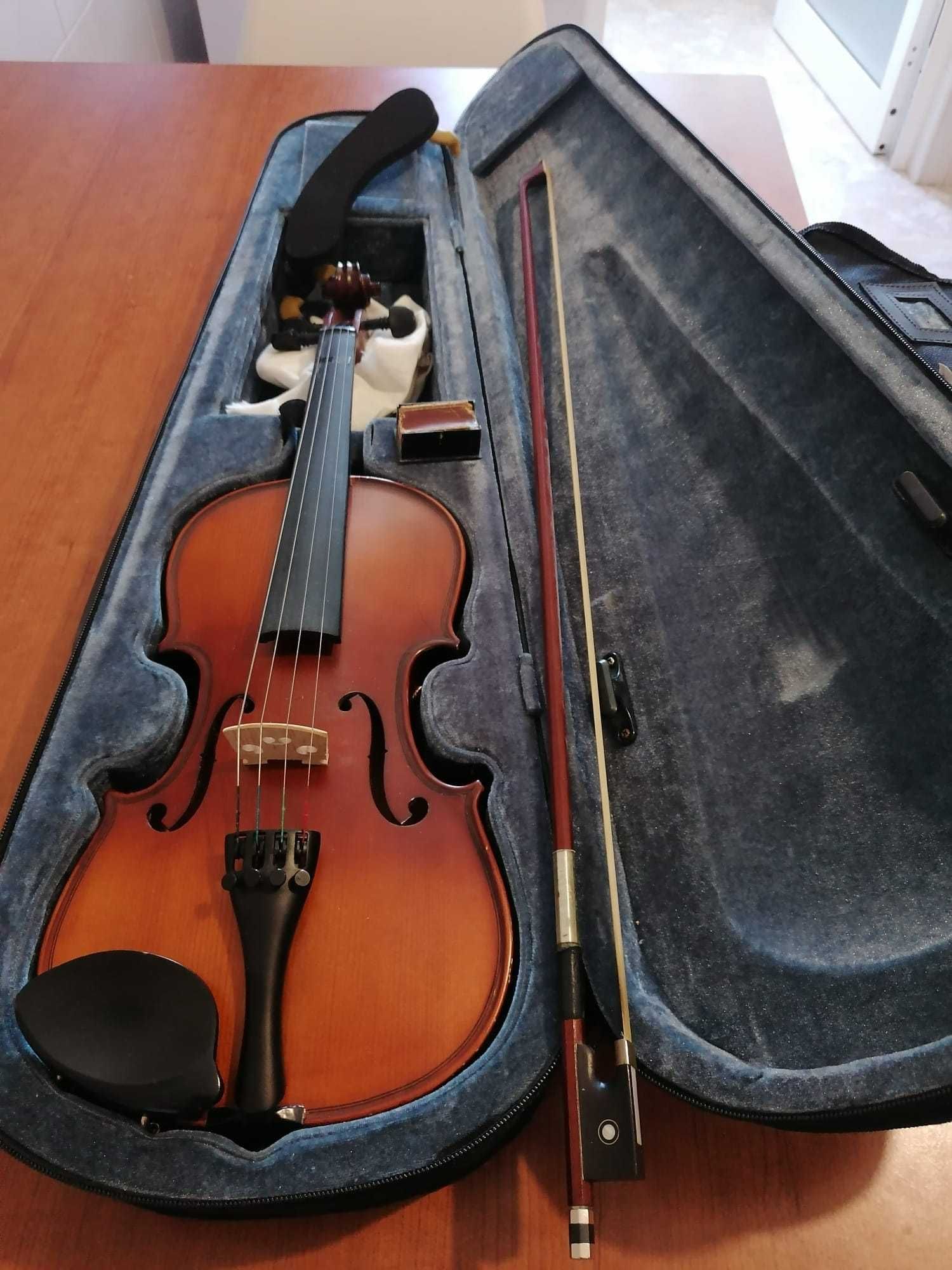 Violino Carlo Giordano