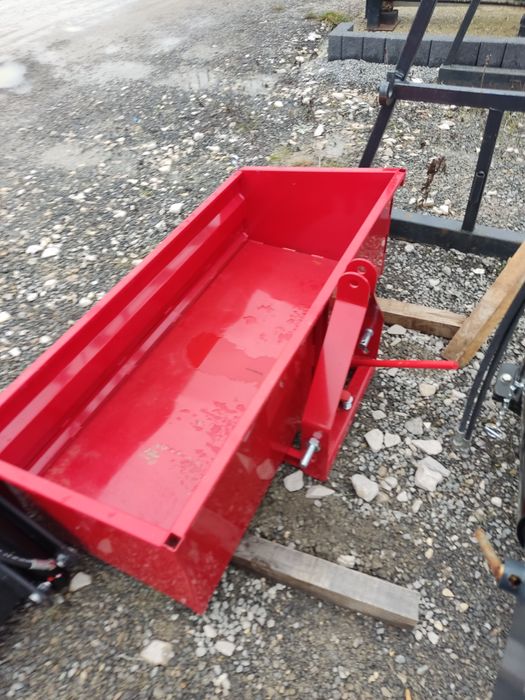 skrzynia załadunkowa na tył trakotra- dowóz na terenie polski