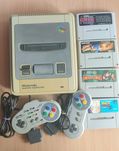 Консоль Super Famicom (Японія) + 2 геймпади + 4 картріджа – Все працює