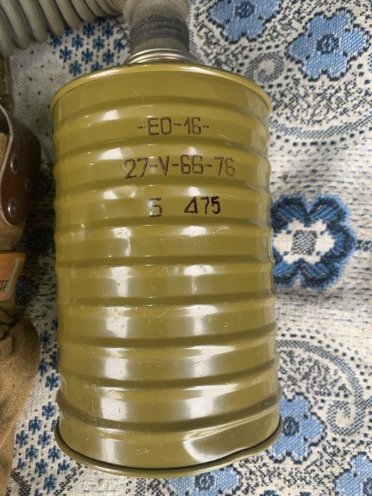 Противогаз с сумкой