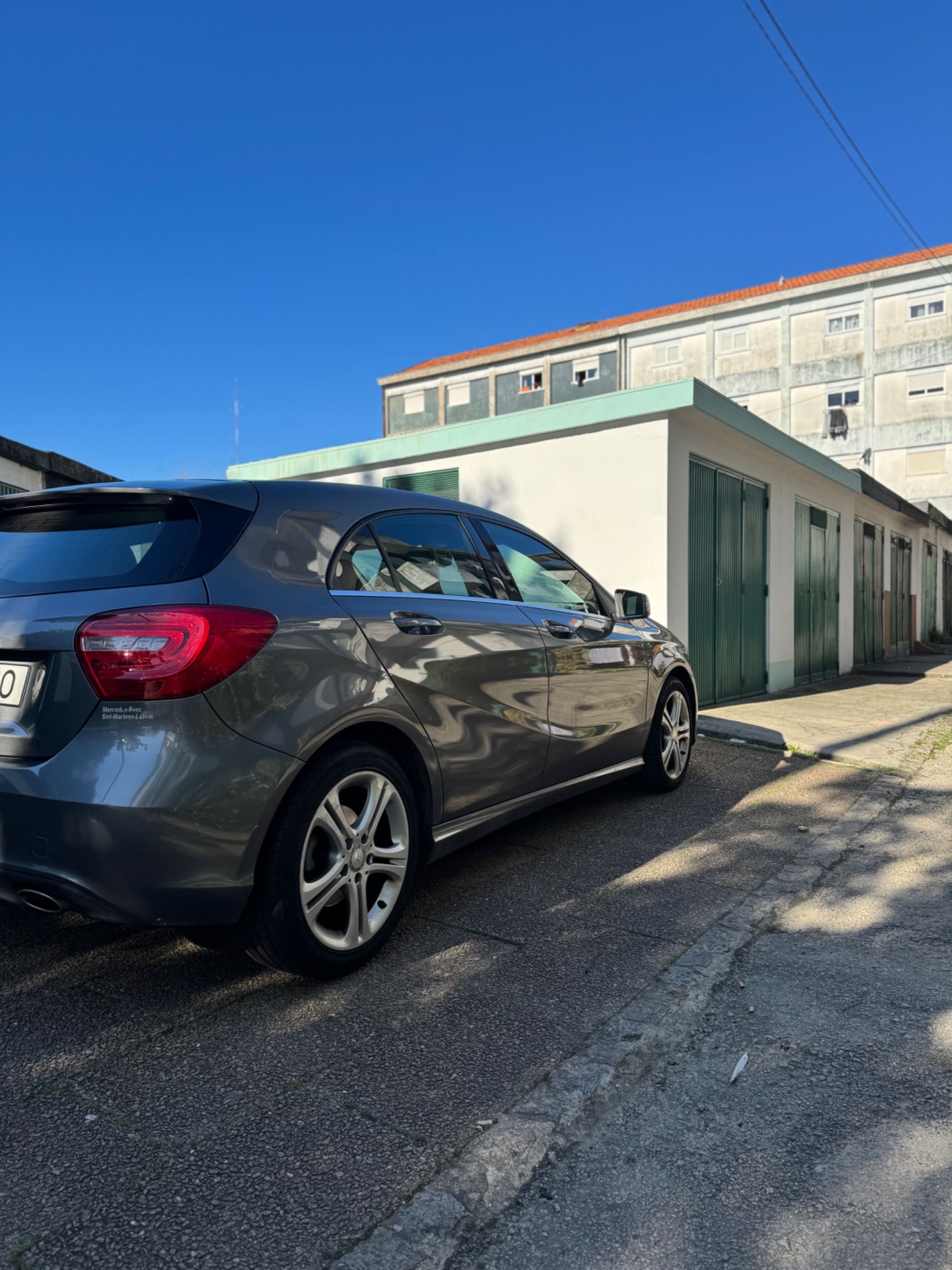 Mercedes A180 cdi sport auto (versão motor Mercedes)