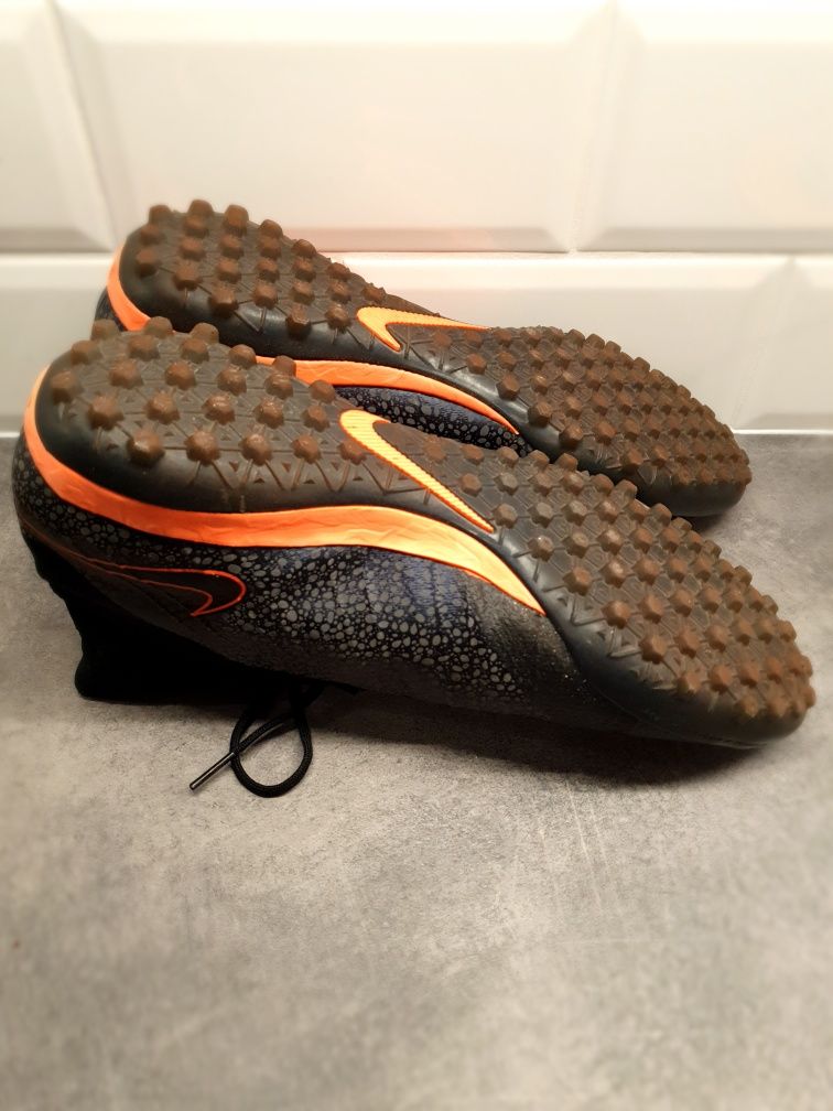 Profesjonalne turfy Nike MercurialX Proximo TF 45,5