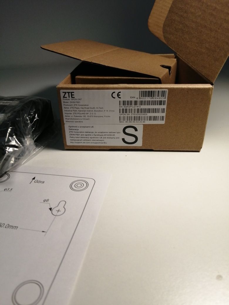 Router przewodowy ZTE ZXHN F601 GPON cały komplet wraz z opakowaniem