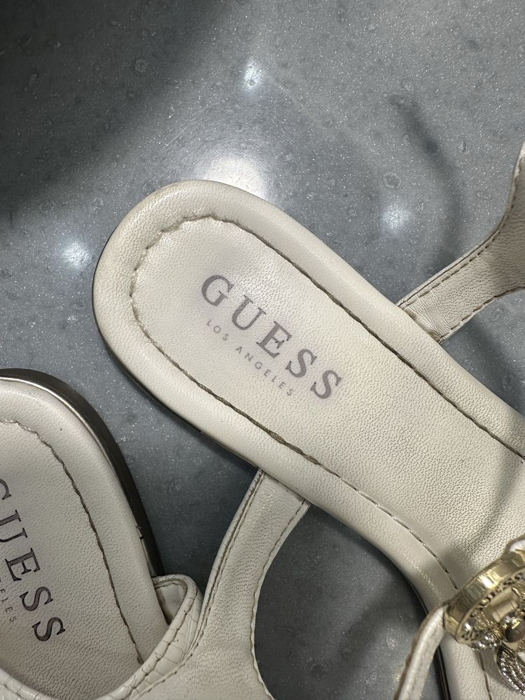 Бомоніжки   Guess