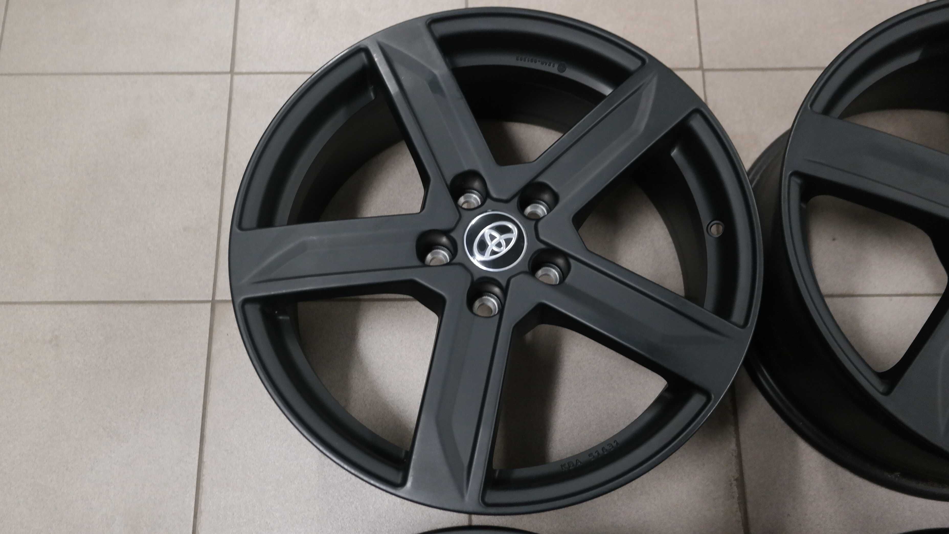 Nowe alufelgi 5x114,3 Toyota 18 Rav 4, CH-R, Yaris cross, Avensis