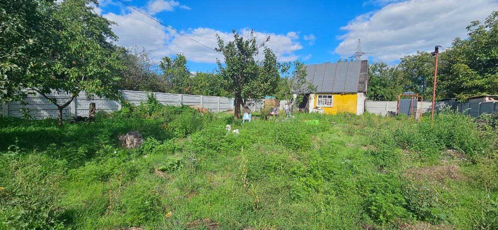 Продаж дачі по вул.Сухоярська .