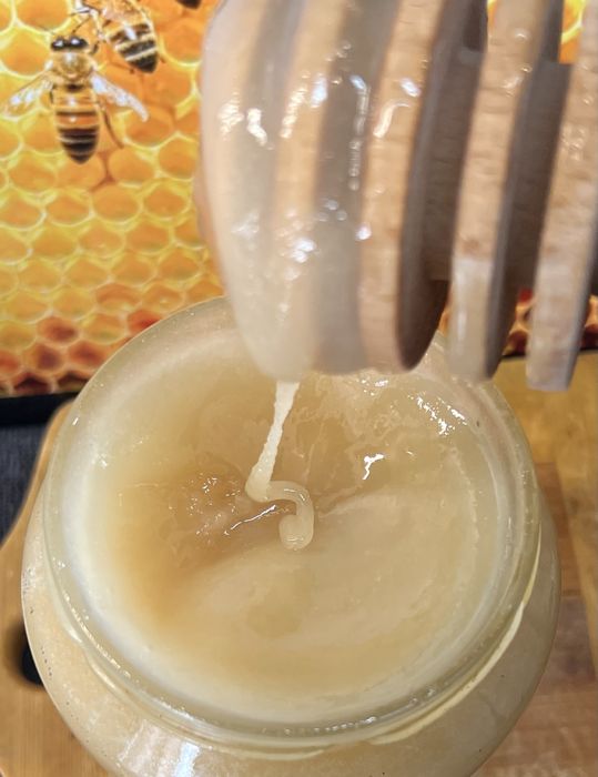 Справжній Український Чистий Мед із Власного Вулика, Без Хімії та ГМО