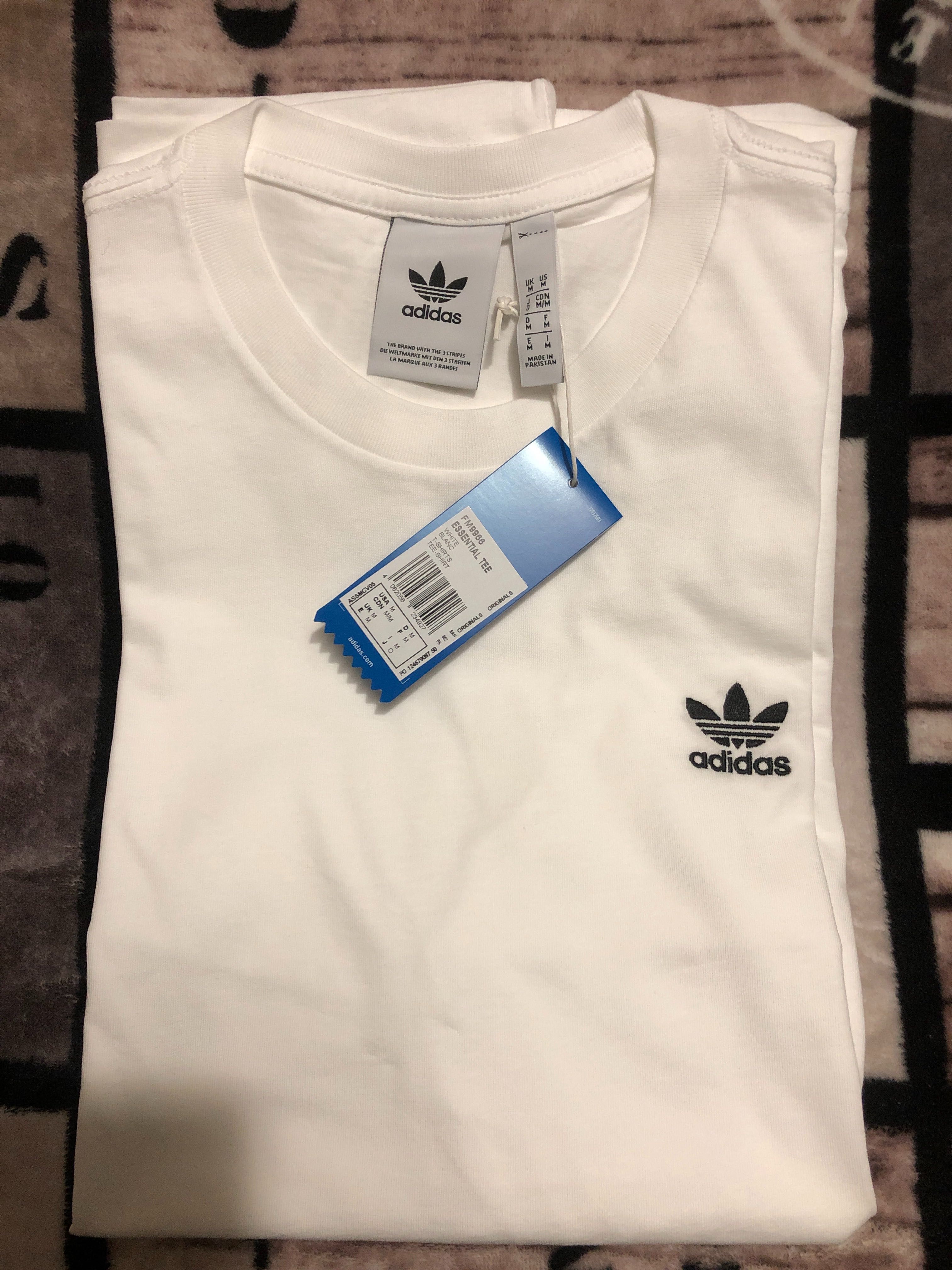 Adidas T-shirt ESSENTIAL Tee S, M