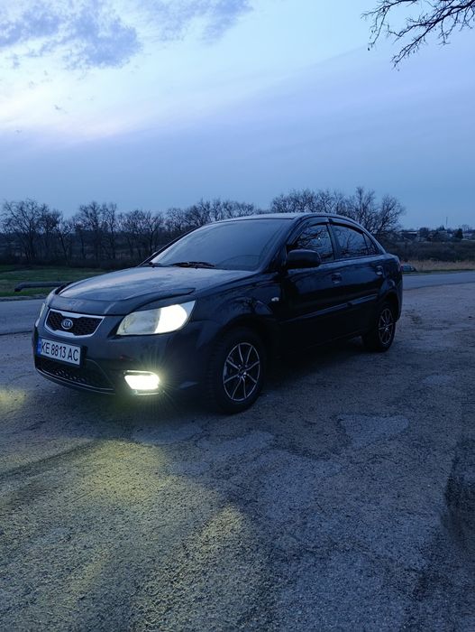 Продам KIA RIO 2010г. 1.4 автомат.