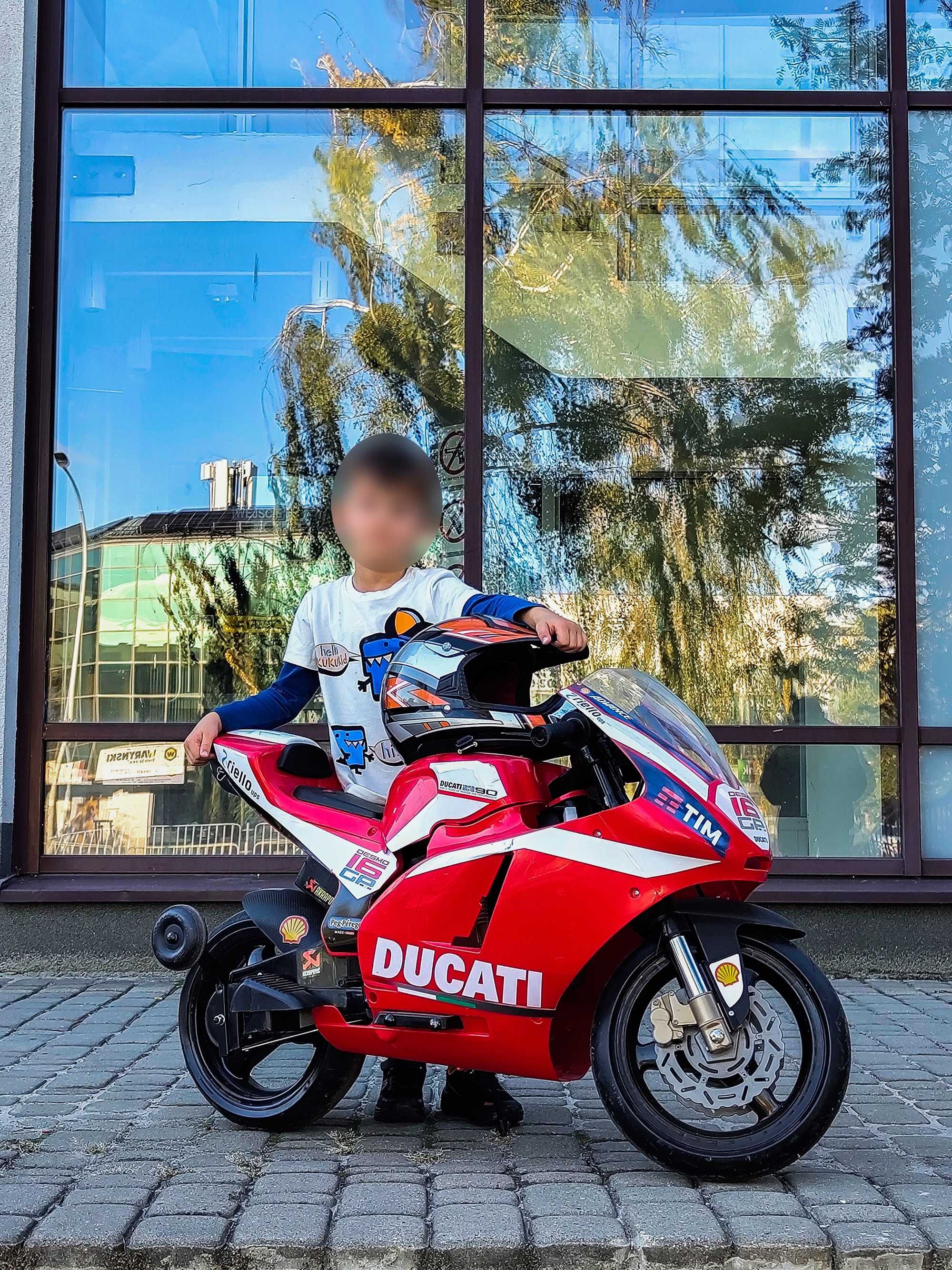 Motor dla dziecka 3+ DUCATI Desmosedici elektryczny