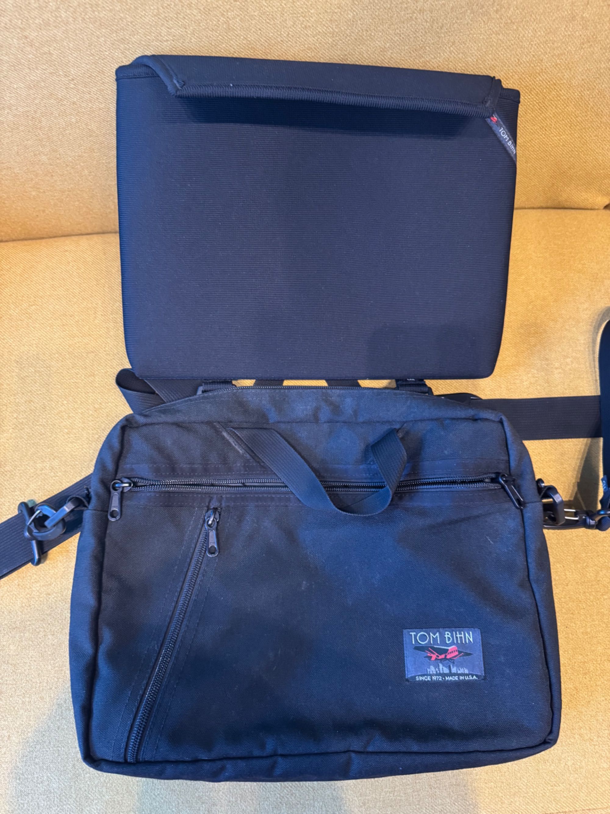 Tom Bihn Daylight Briefcase