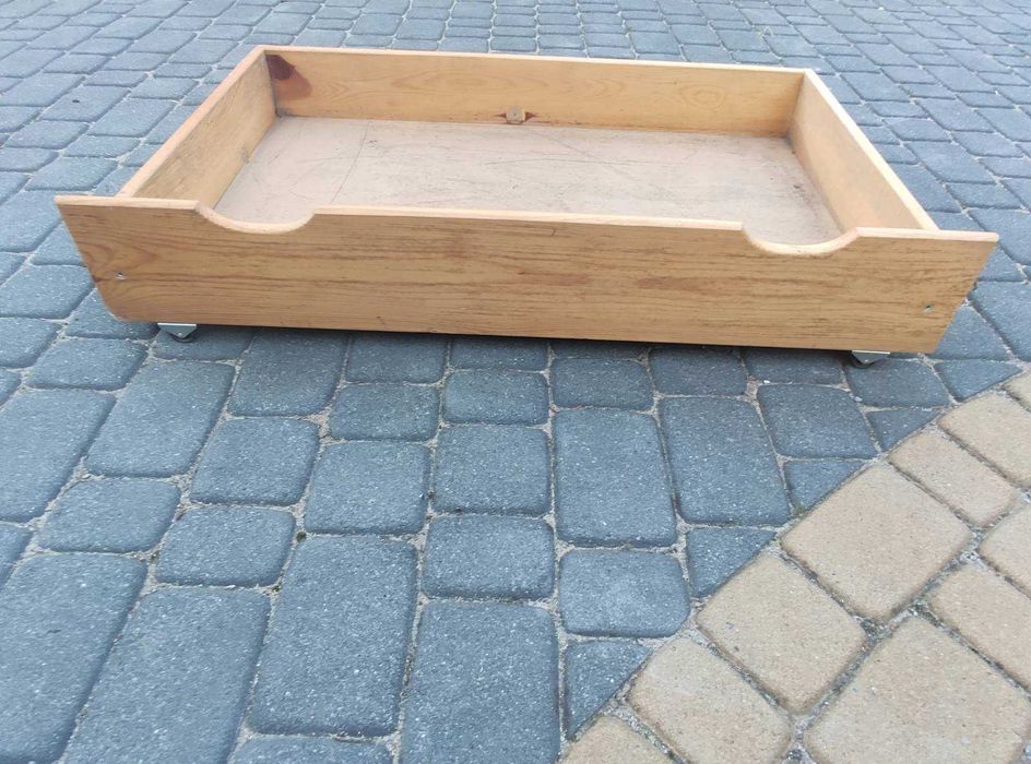 Szuflada/ pojemnik pod łóżko na pościel, drewniana, na kółkach,
