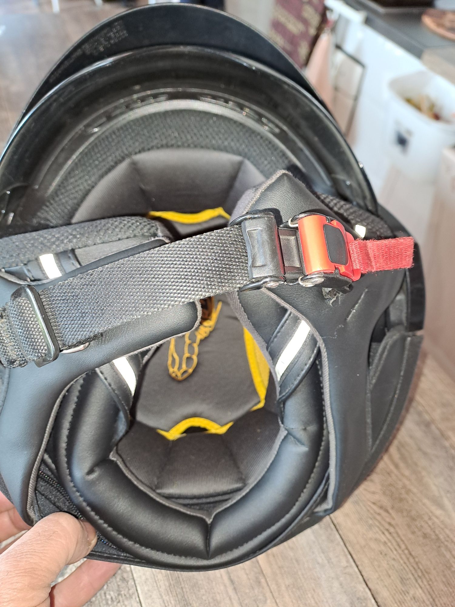Kask motocyklowy Scorpion EXO 100