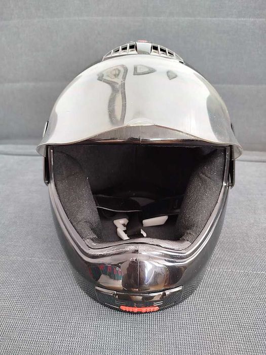 Capacete de mota.