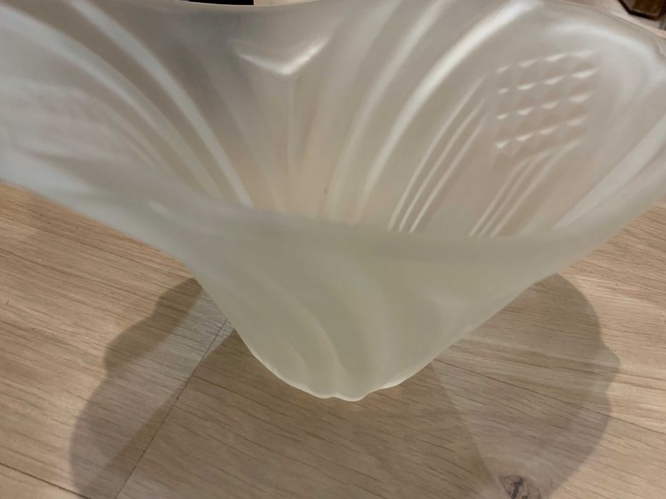 люстра на три лампочки