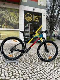 Bicicleta Trek Marlin 7 Navy Fade