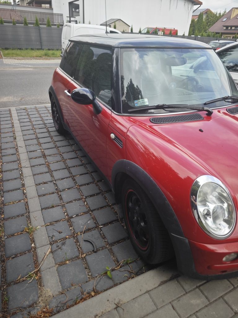 Sprzedam Mini Cooper 1.6 uszkodzone sprzęgło