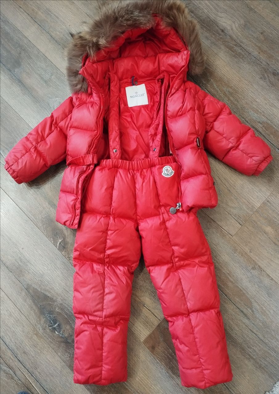 Пуховик MONKLER (оригинал) с комбинезоном. Девочка 3-5 лет.