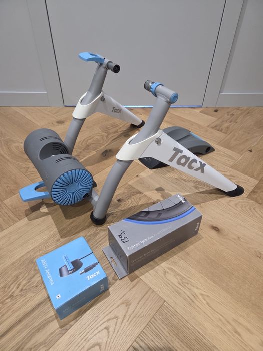 Trenażer Tacx Vortex Smart + Antena + Opona