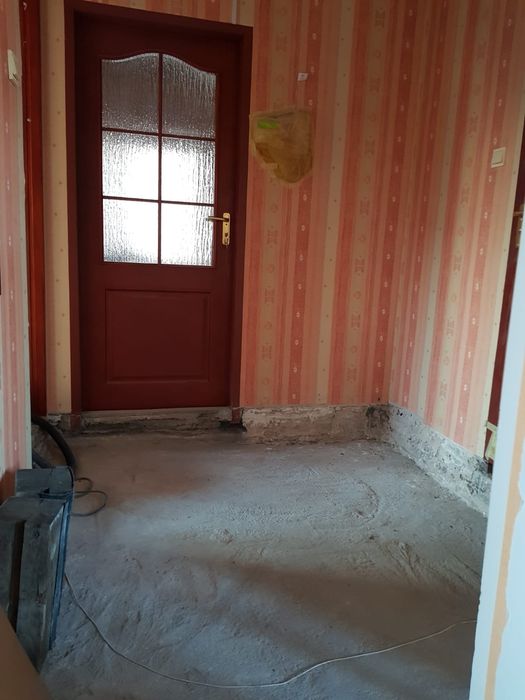 Drzwi drewniane z drewna prawdziwe rama 80 i 90cm z szybą