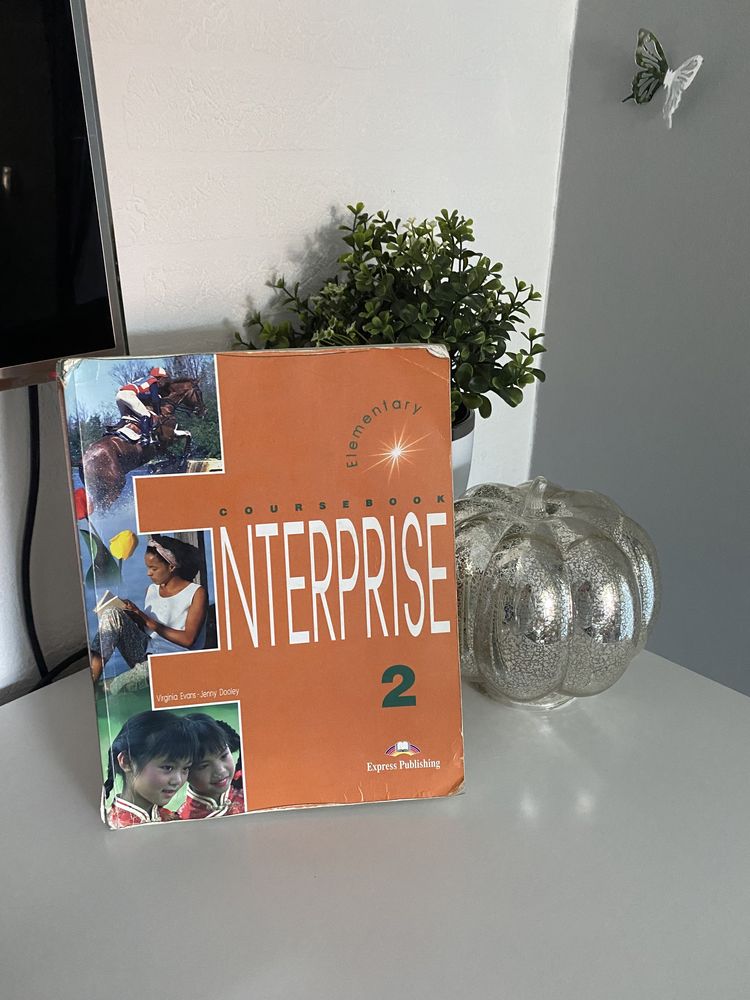 Książka języka angielskiego Coursebook Interprise 2 Elementary Express