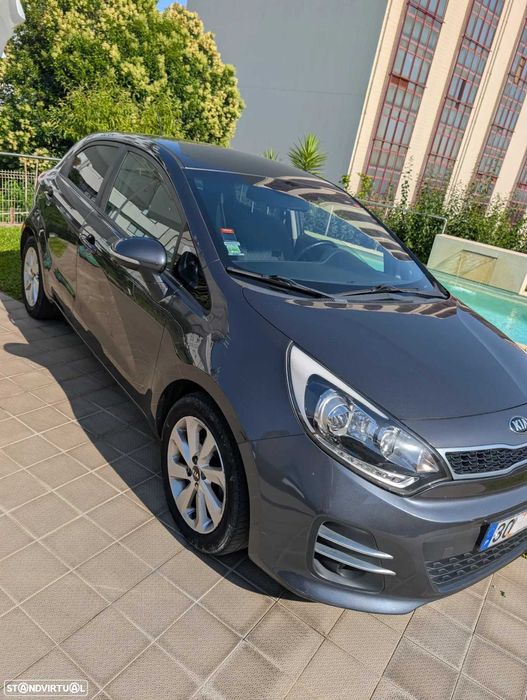 Vendo Kia Rio a gasóleo