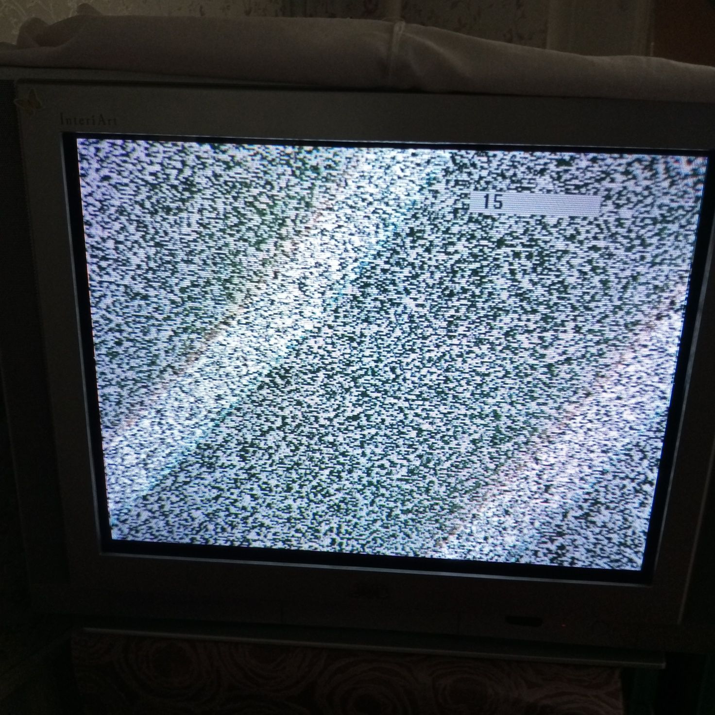 Телевизор    JVC
