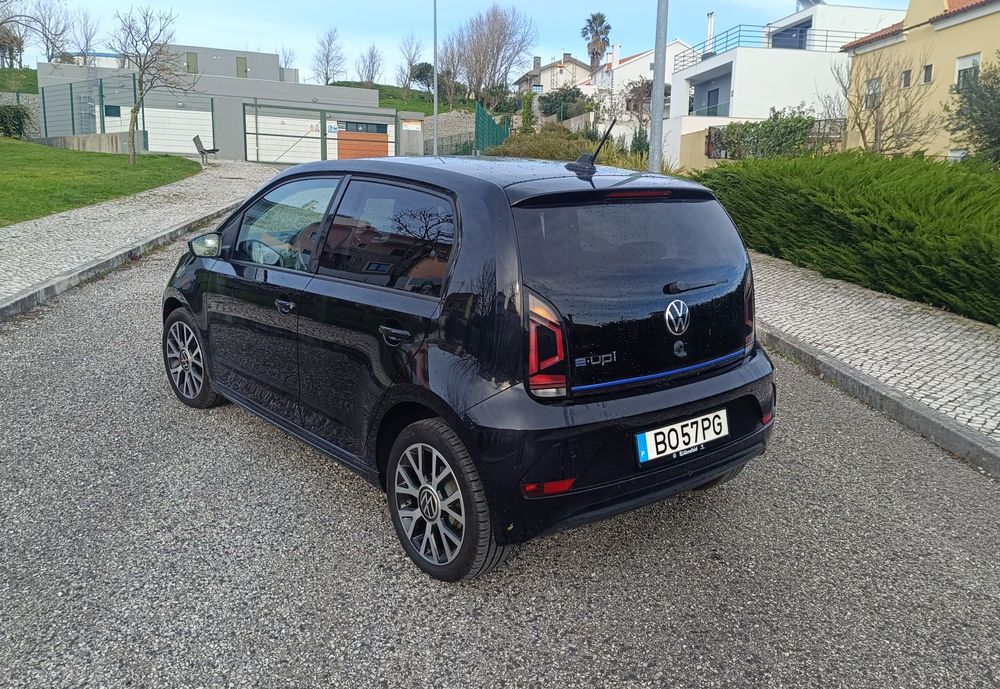 VW e-Up  (300km autonomia) 2020