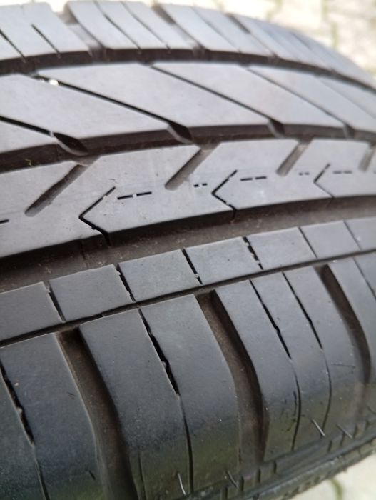 Opony z felgami stalowymi Goodyear 175/65R15. Kołpaki Mini.