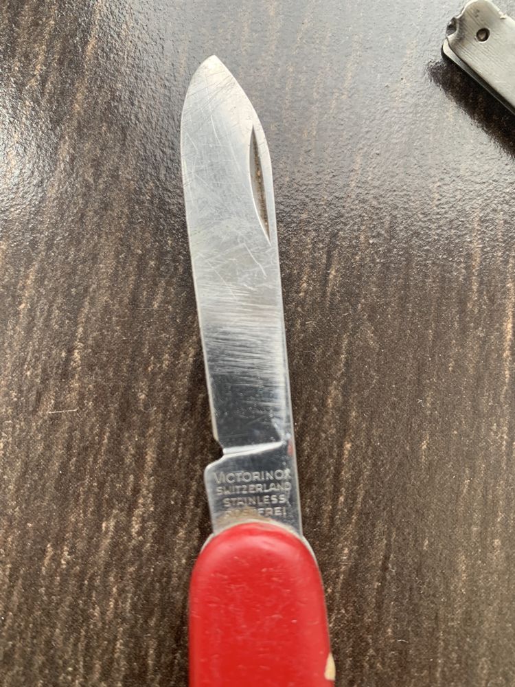 Нож перочинный Victorinox Switzerland Stainless Rostrei