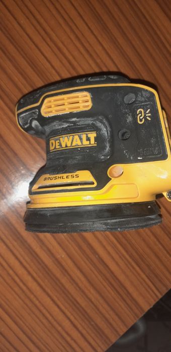 Szlifierka Mimośrodowa Xr 18V Bl 0*Ah Dewalt Dw Dcw210N