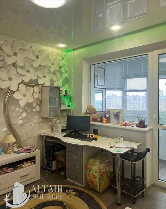 В продаже 3 комнатная квартира 70м2 с ремонтом,Алексеевка,пр.Победы VI