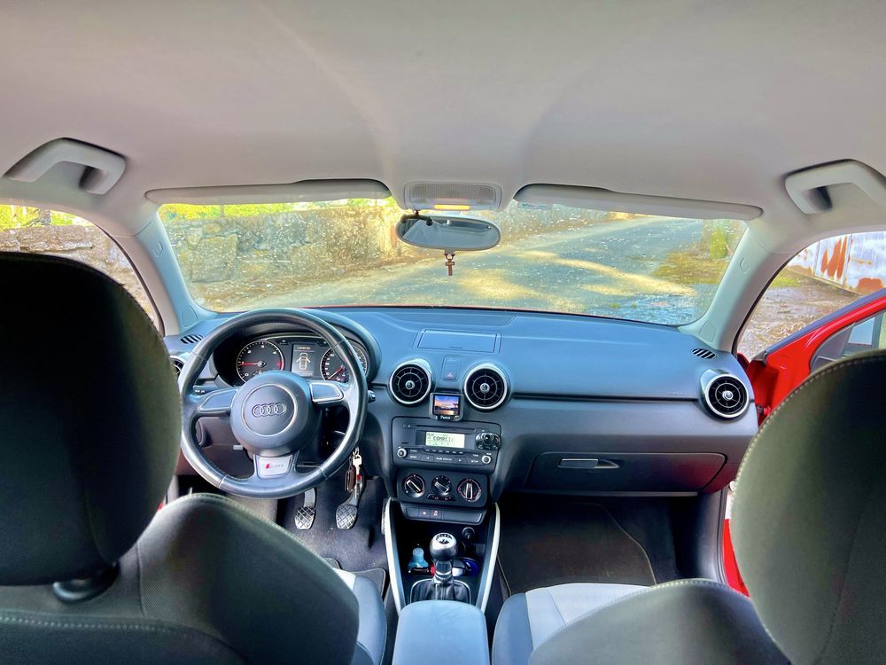 Audi A1 S-LINE 1.6 TDI 105cv