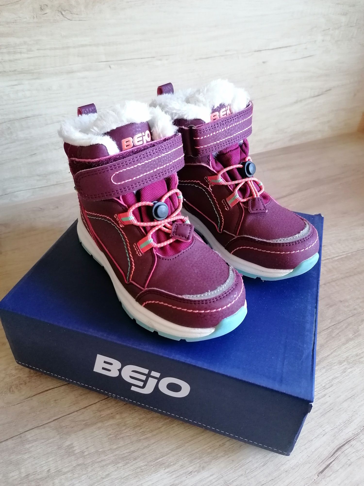 Buty zimowe dziecięce Bejo r. 29 jak nowe
