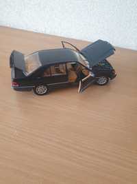 Модель schabak 1:24 mercedes 140 s600