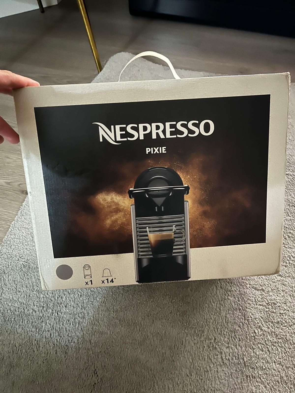 Maquina café nespresso nova Pixie