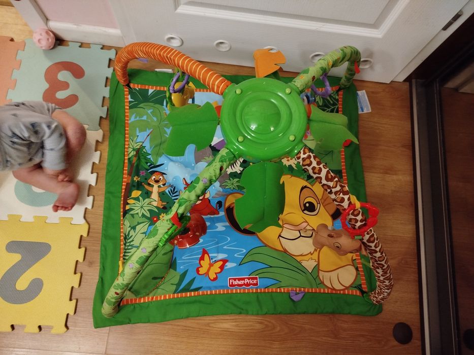 Mata edukacyjna dla niemowląt Król Lew Fisher Price