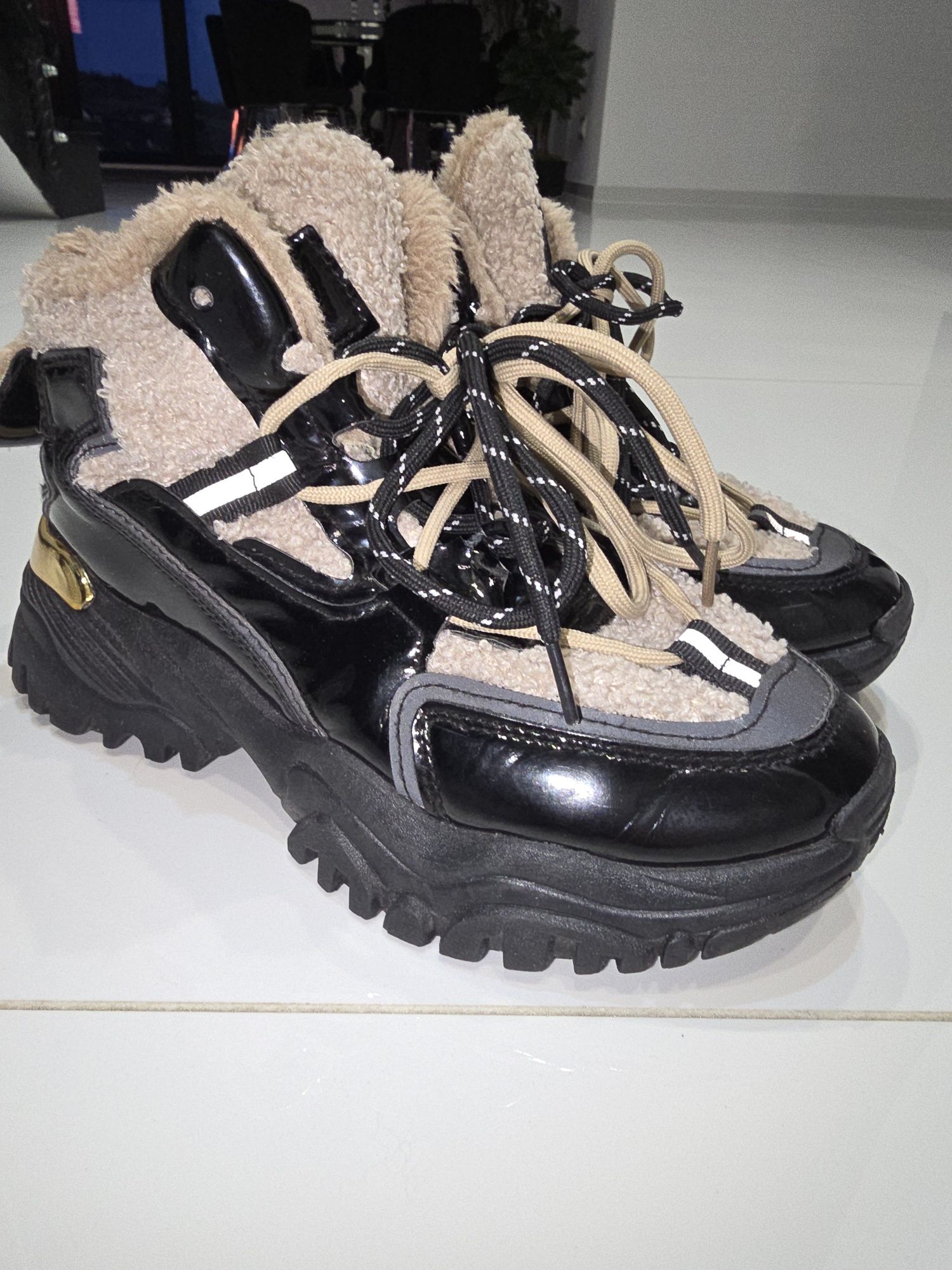 Śniegowce sneakersy adidasy na platformie ocieplane wygodne ciepłe 36