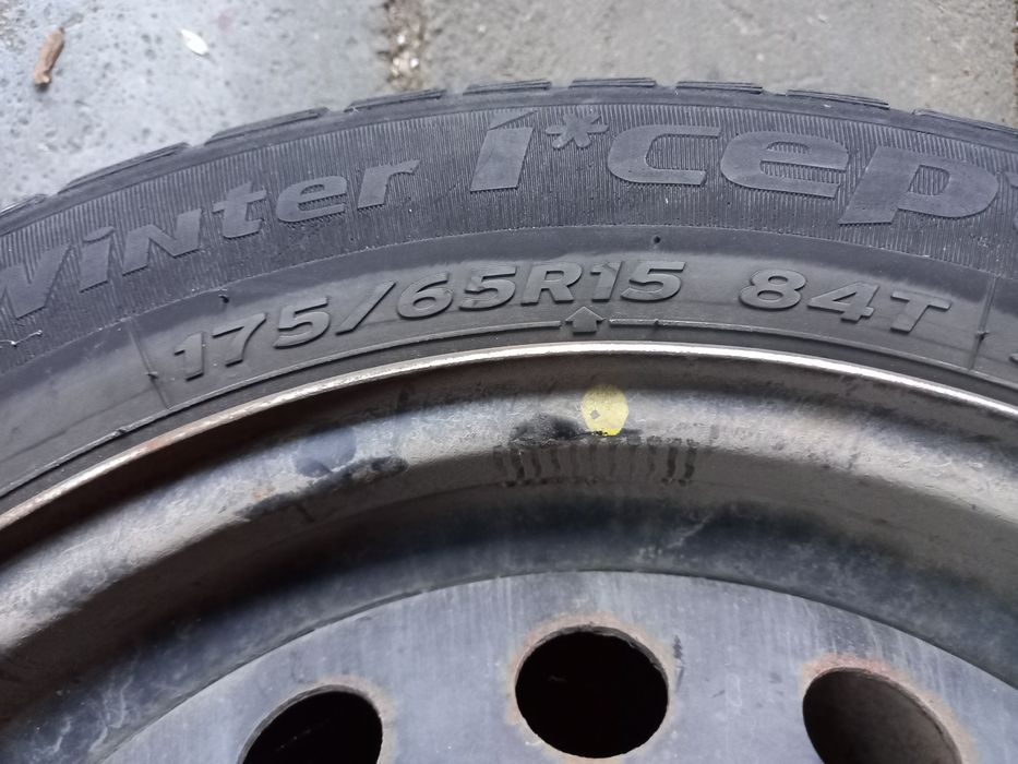 Opony zimowe 175 /65/15