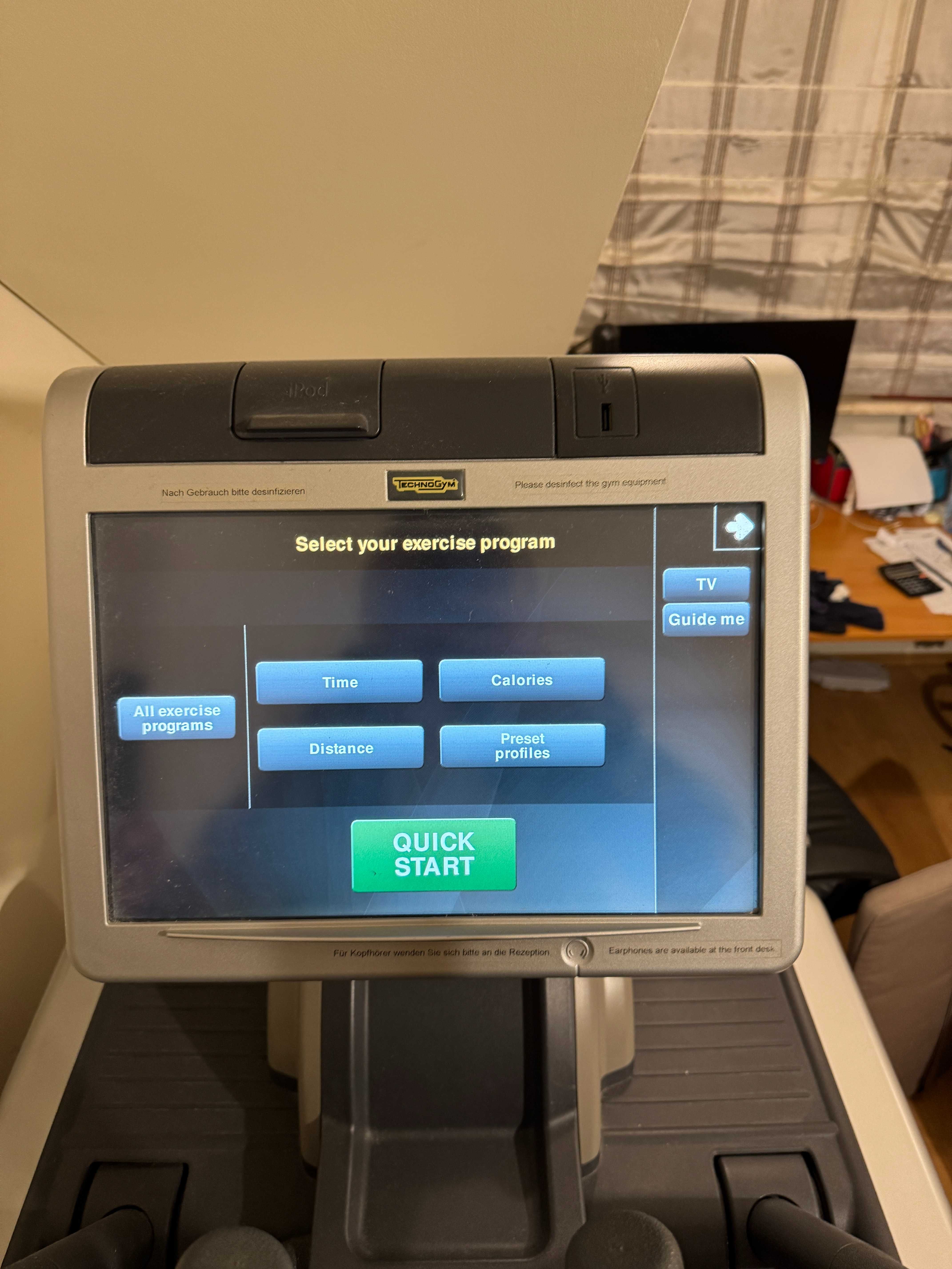 Orbiterek TechnoGym Vario 700 VISIOWEB