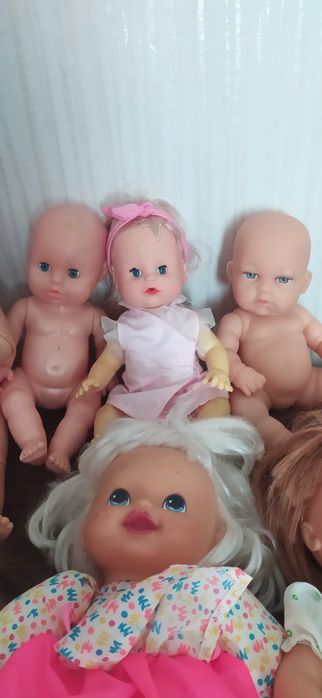 Дитячі ляльки і пупси