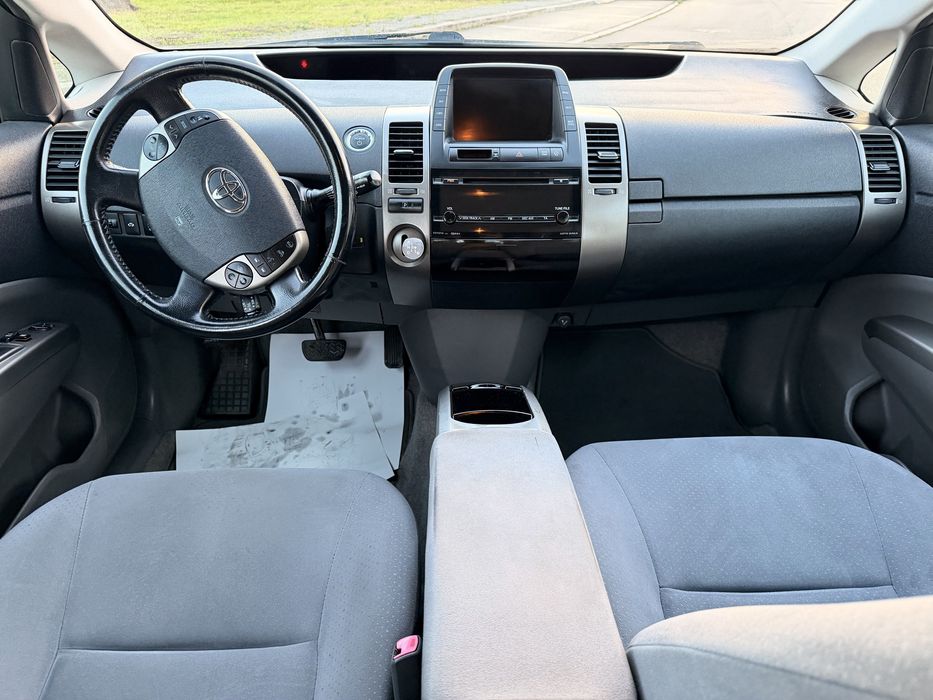 TOYOTA PRIUS 1.5 HÍBRIDO - 1 DONO