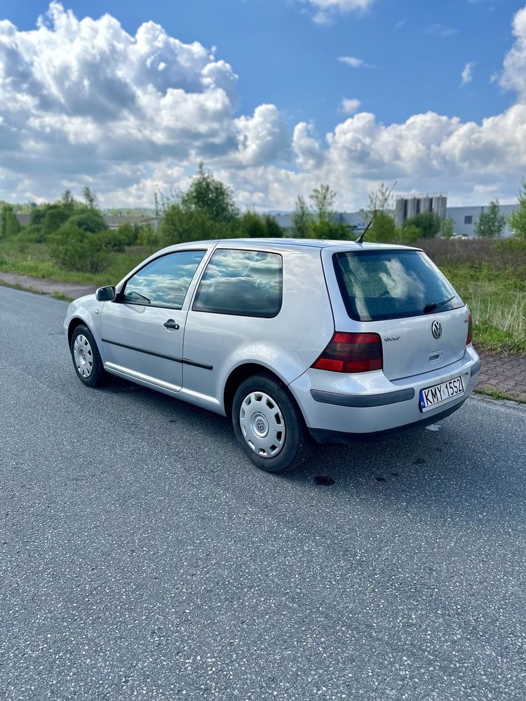 Volkswagen golf 1.9 TDI 90 km