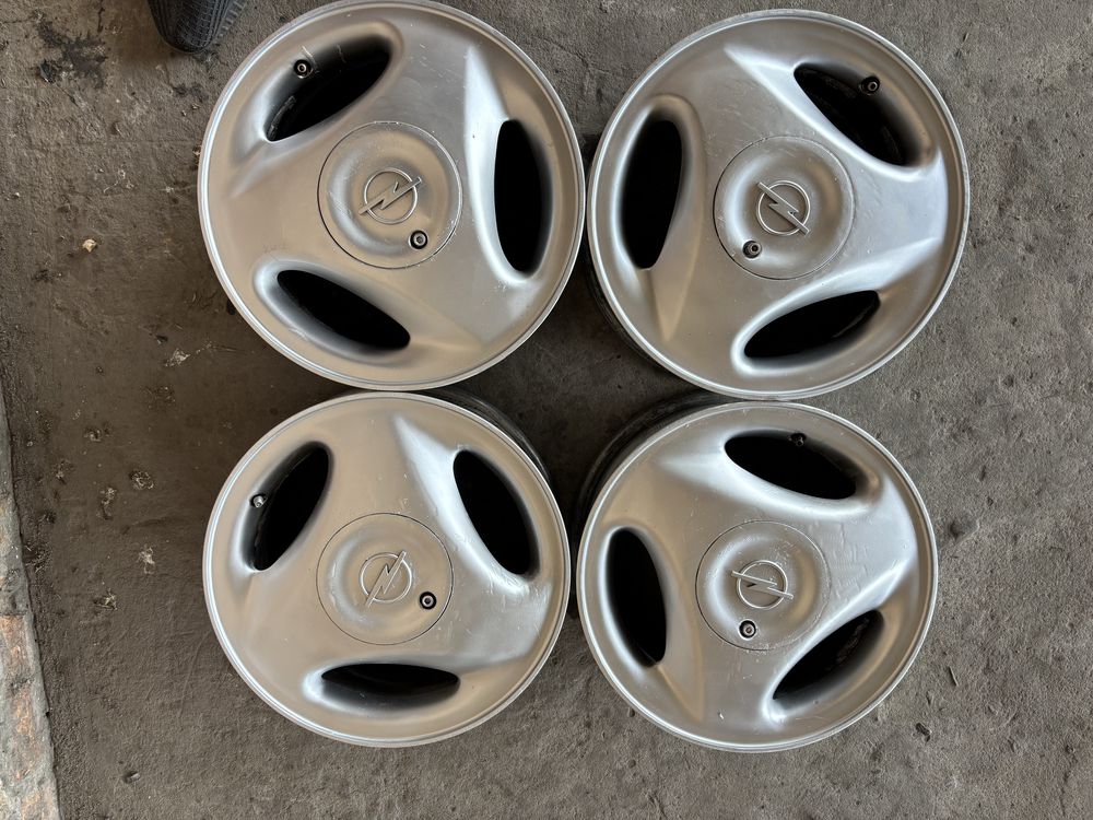 Продам диски r14 4*100,4*98 ваз ланос