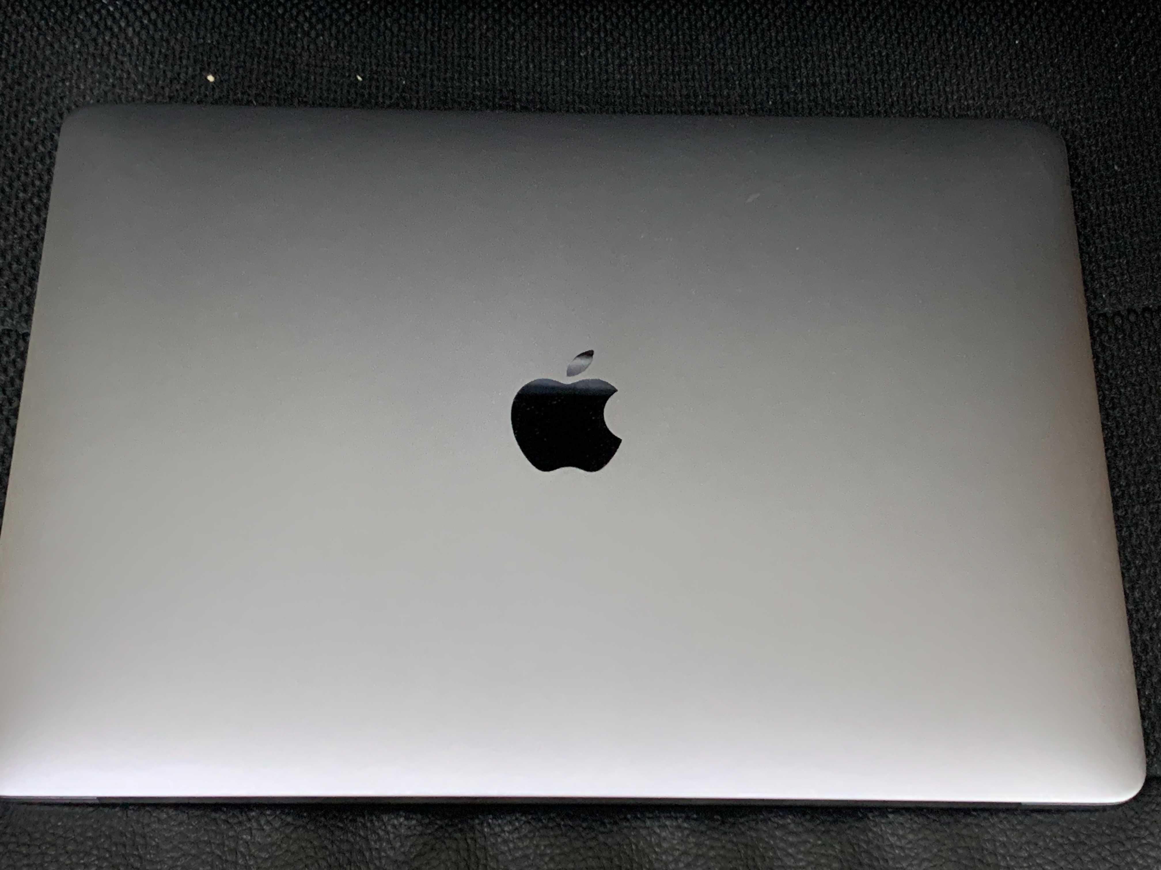 Macbook Pro 13" de 2017 intel i5 256GB e 16GB Ram Full Apps