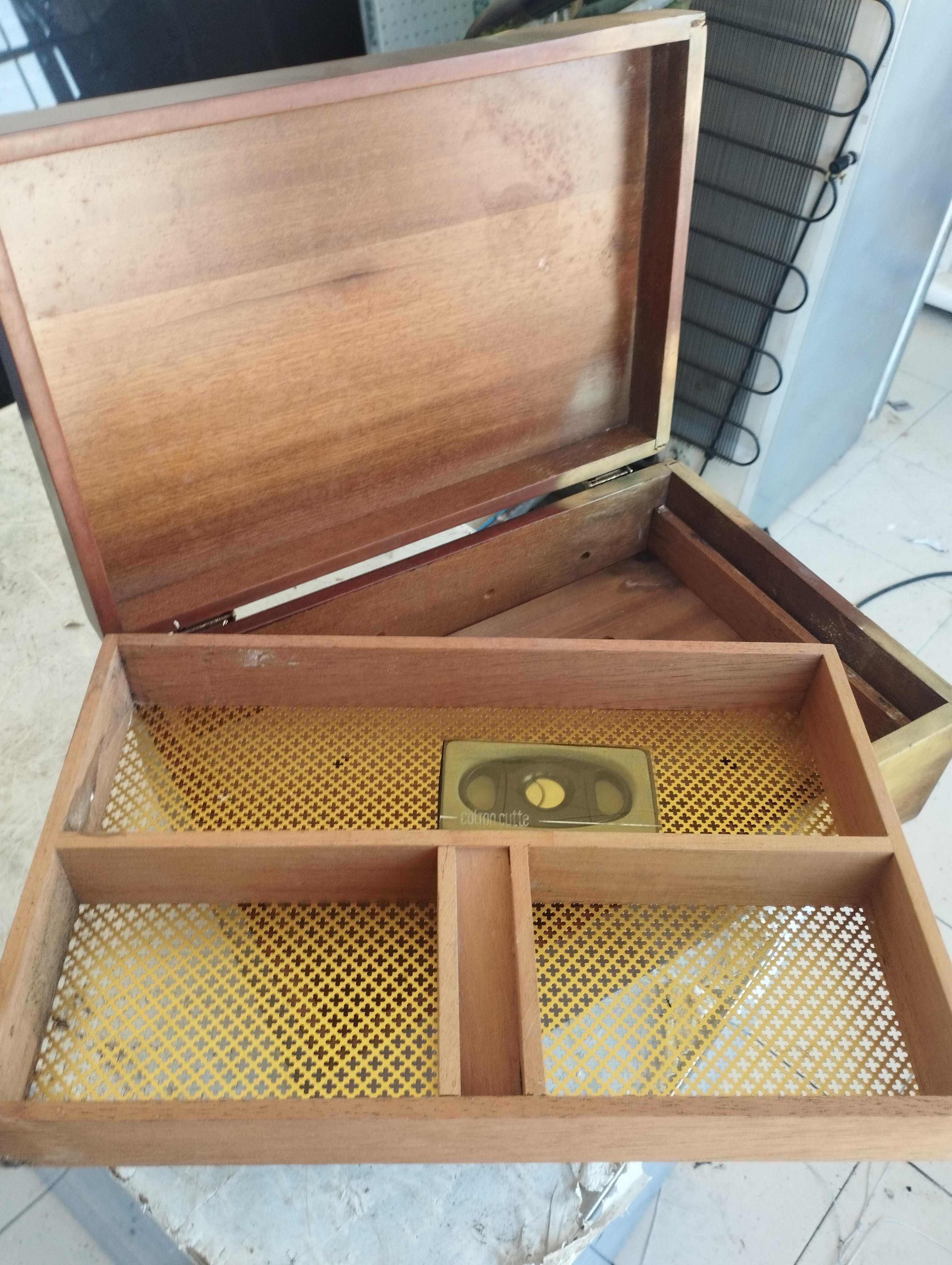Caixa Humidificadora de Charutos