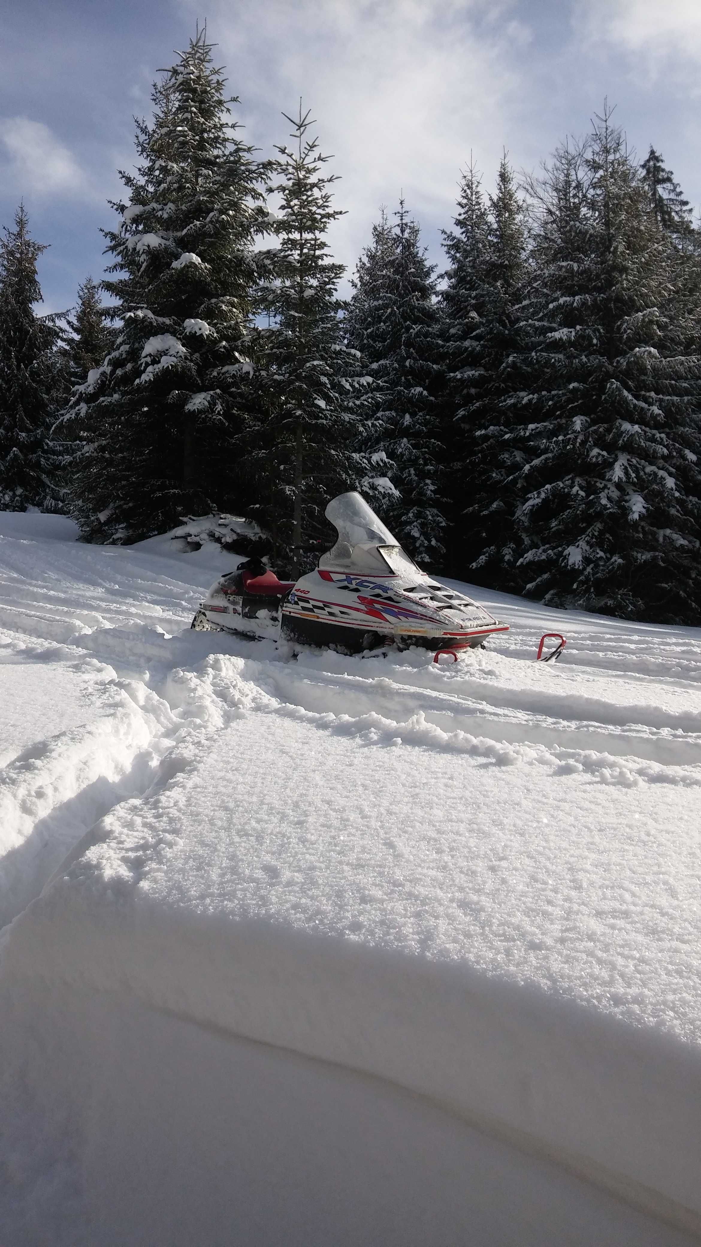 Skuter śnieżny Polaris 440xcr sprzedam lub zamienię na quada