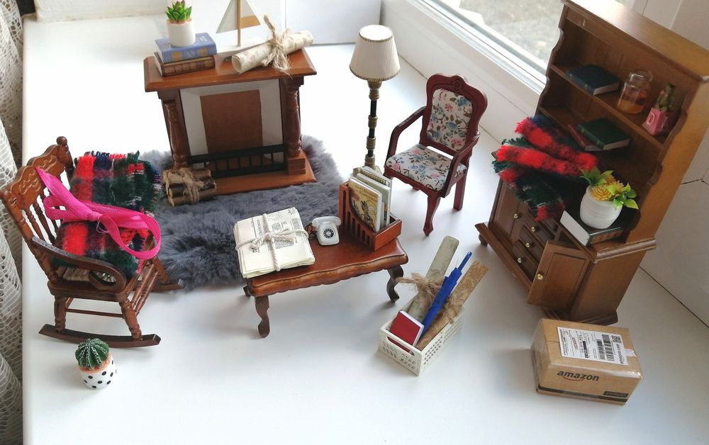 Меблі в ляльковий будинок вінтажні, стіл, книги, Шафа, крісло, міні