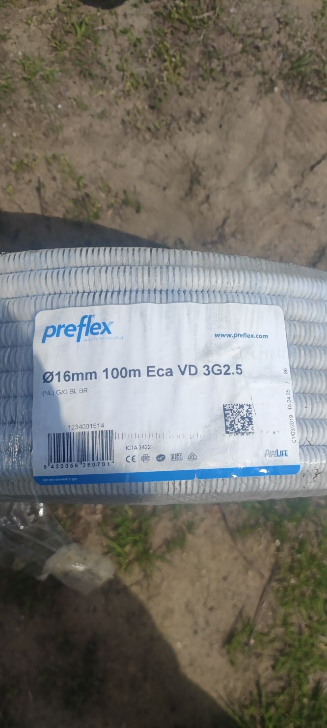 Kabel w peszlu 3G2,5  16 mm