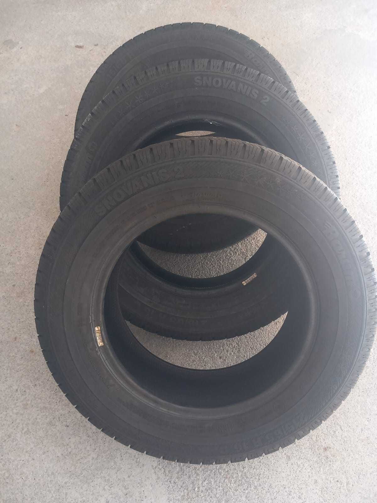 4 pneus 215/65R16 C Barum seminovos